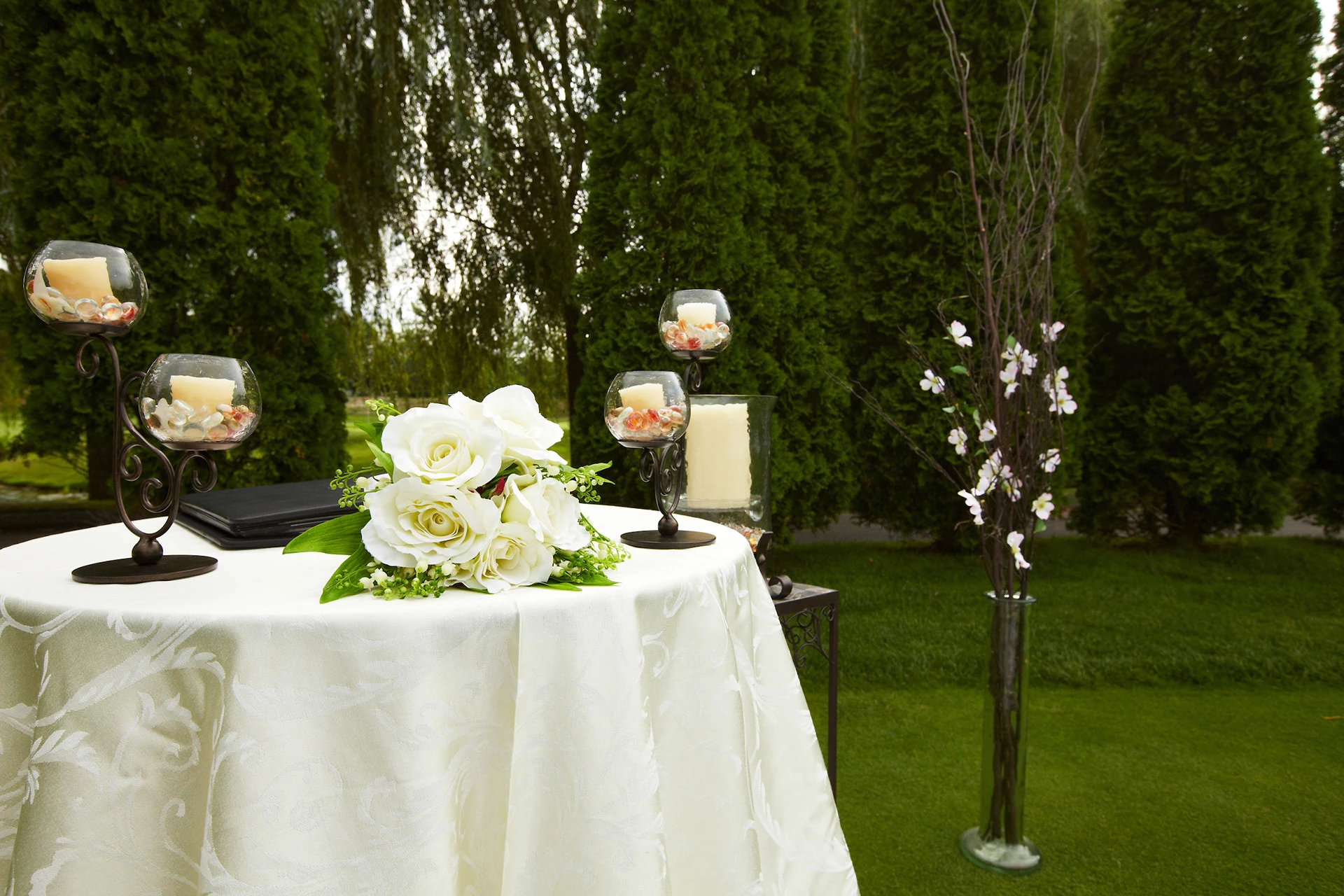 Willow Creek Golf Club - Outdoor Wedding Set