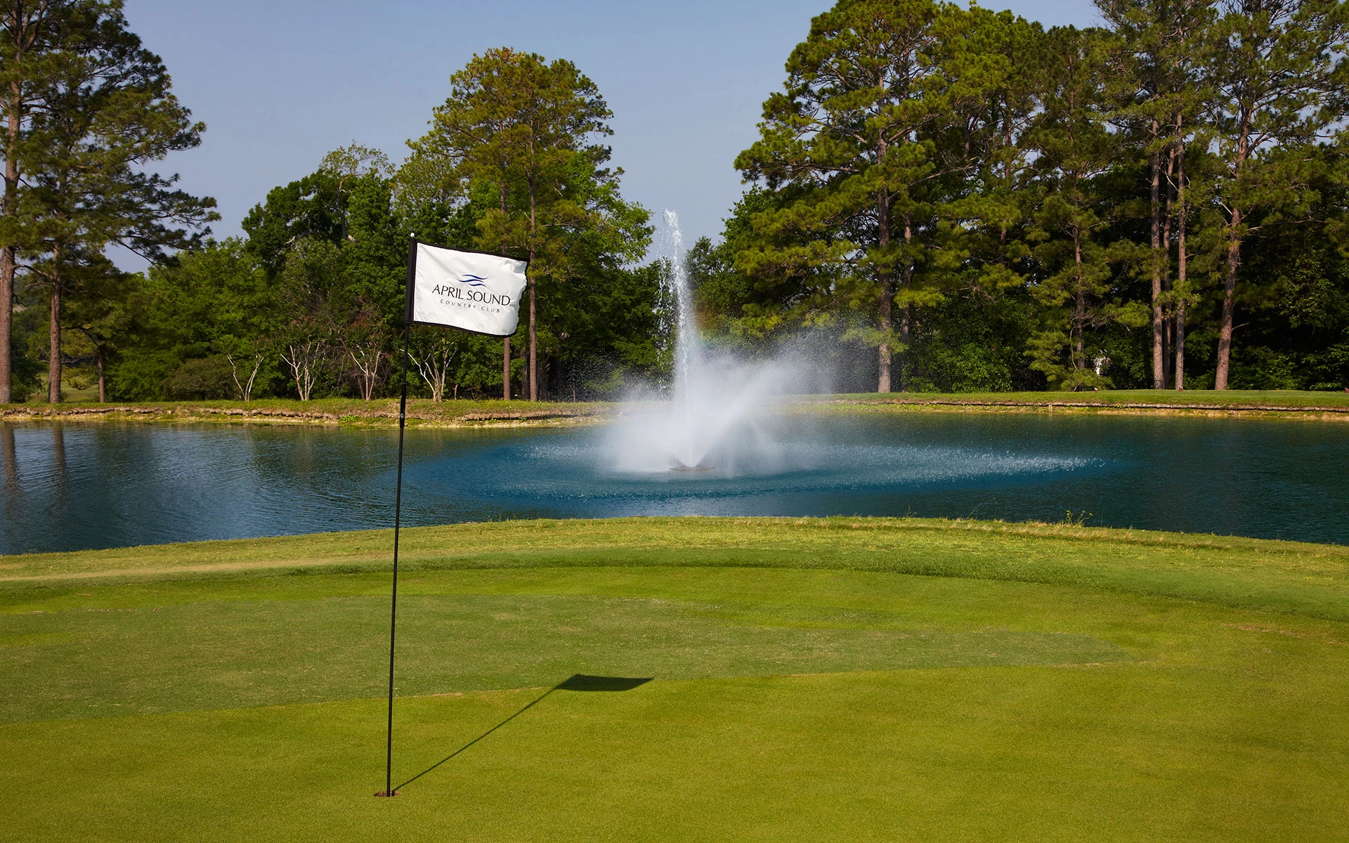 April Sound Country Club - Golf Course Hole #17