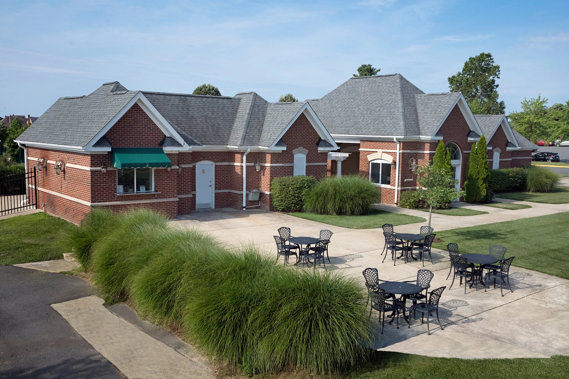 Belmont Country Club - Clubhouse Patio
