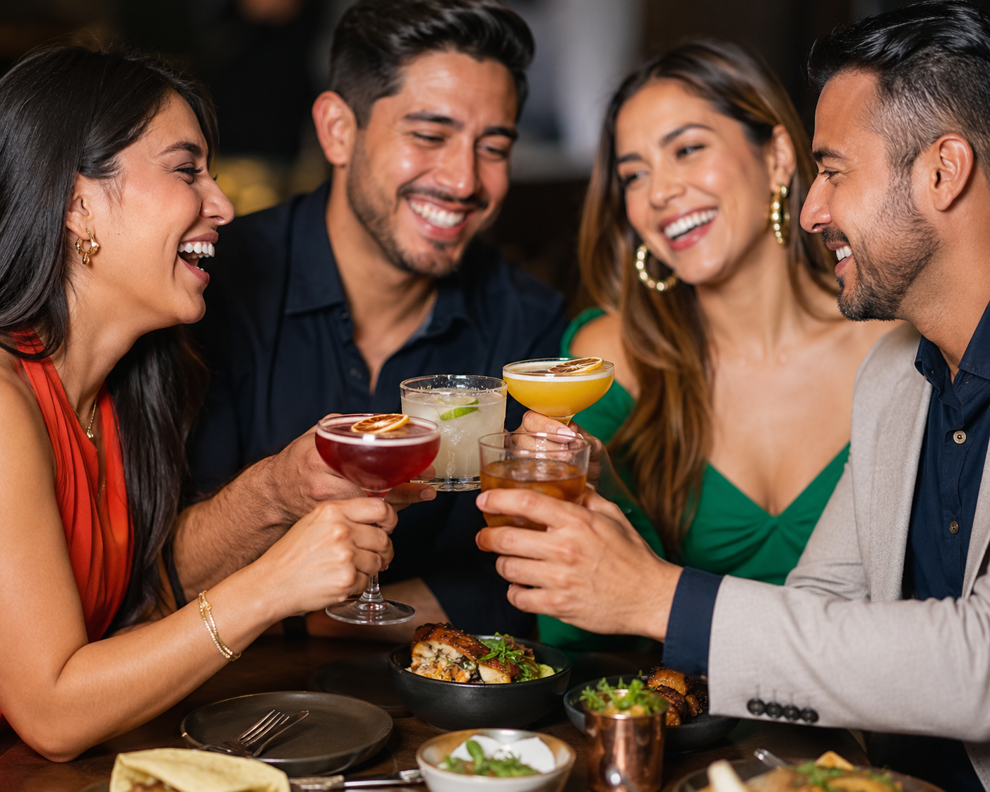 4 friends enjoying a drink together