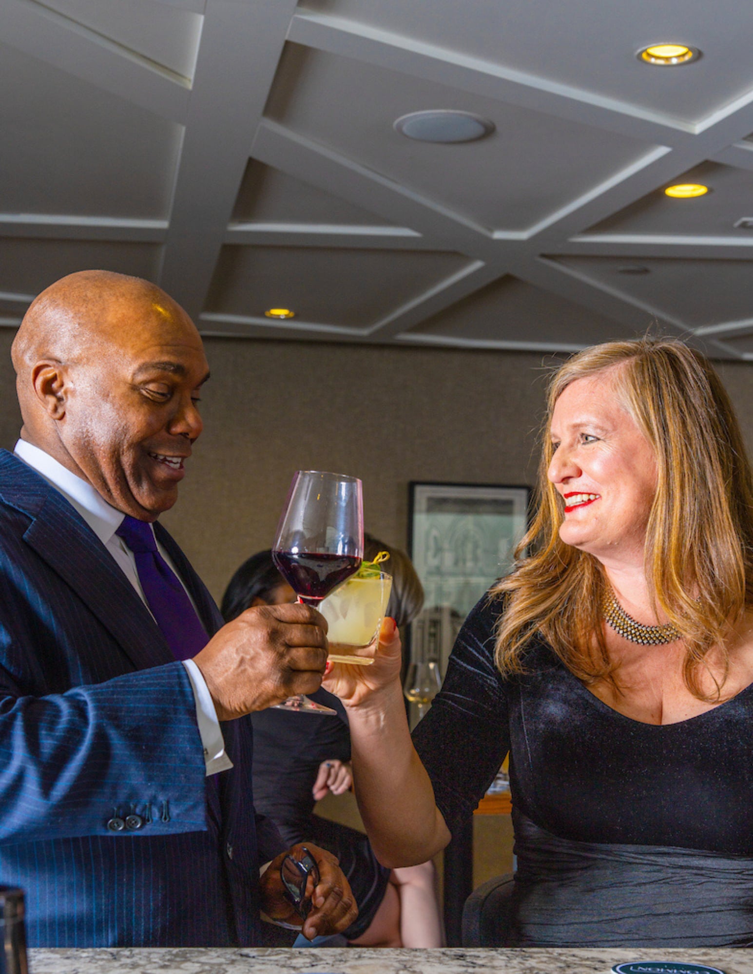 Man and woman drinking wine