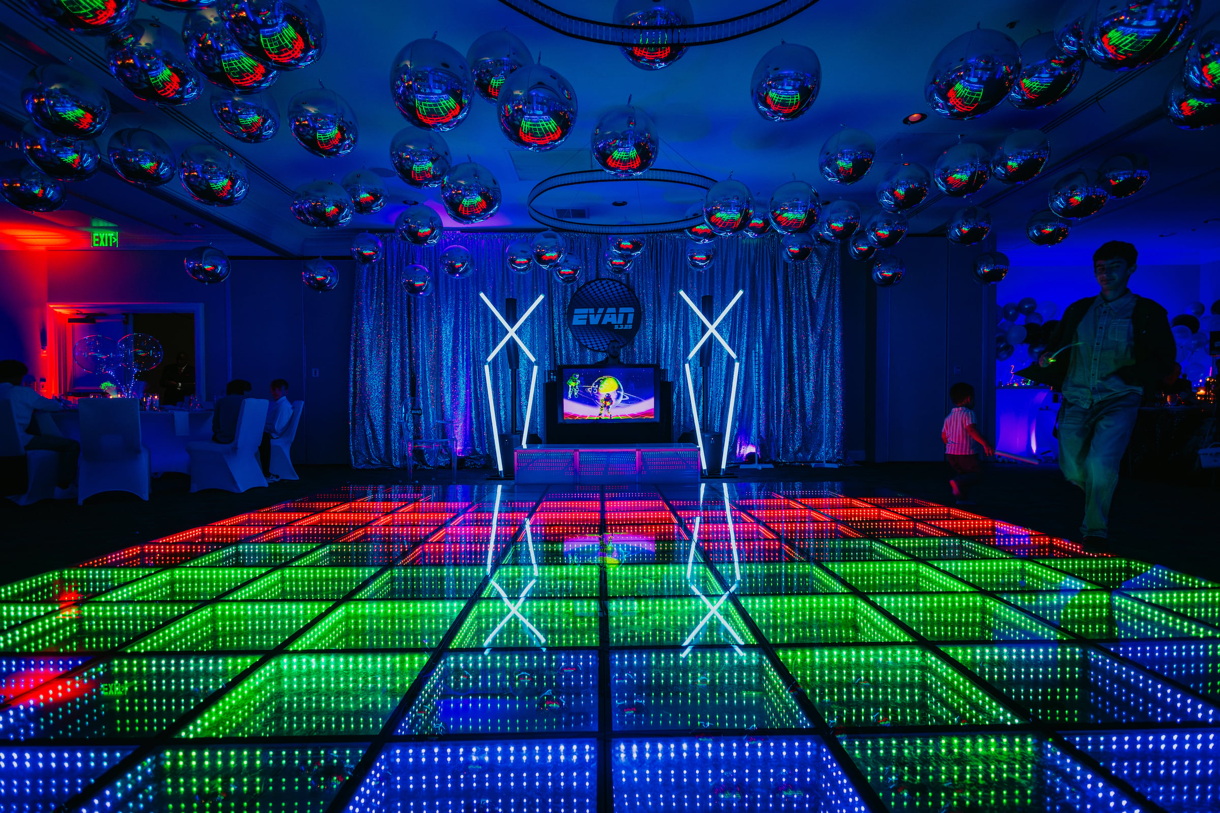 Centre Club Tampa Bar Mitzvah Celebration Decor