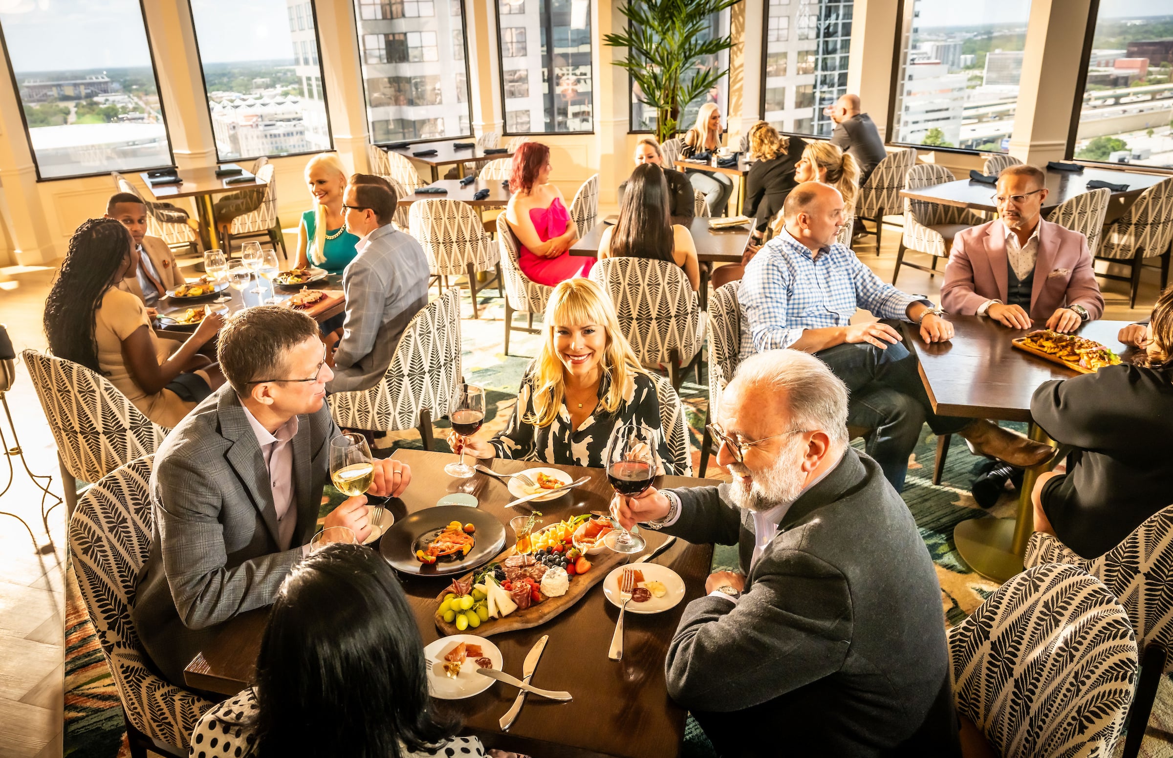 Restaurant with dining members