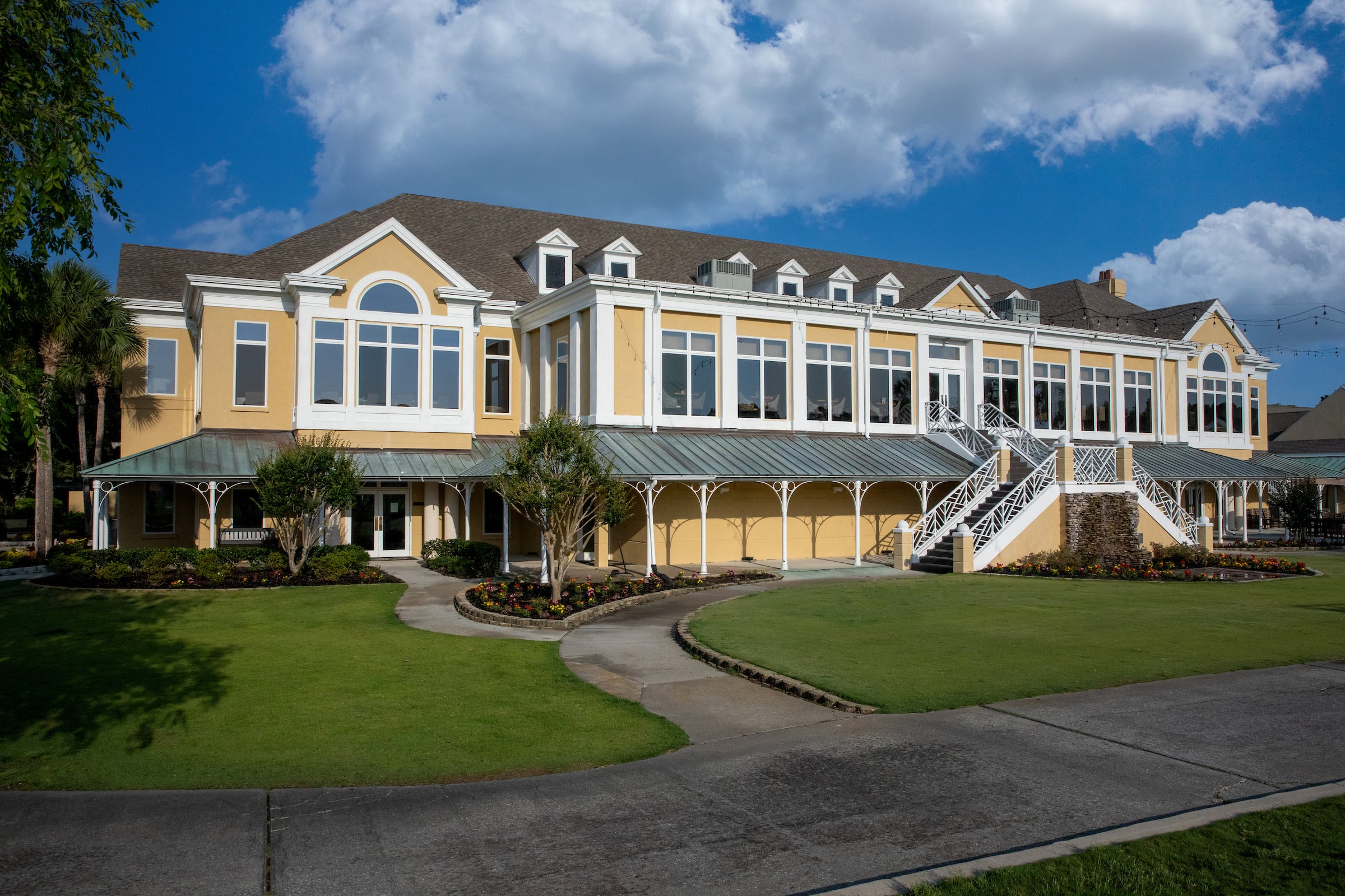 Country club of hilton head clubhouse