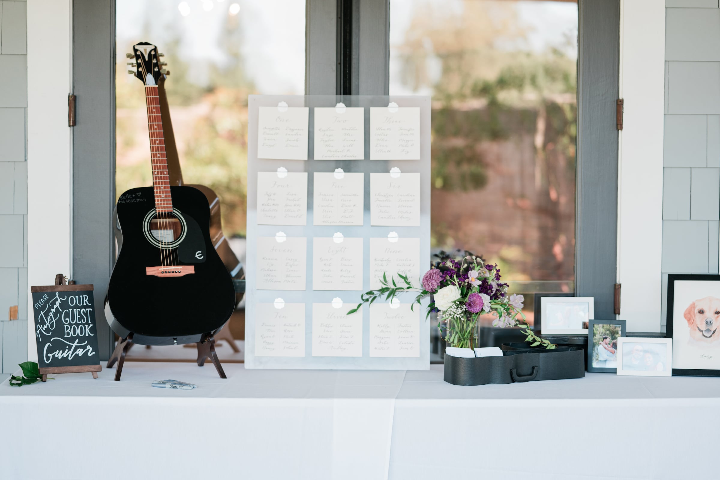 wedding guest table set up