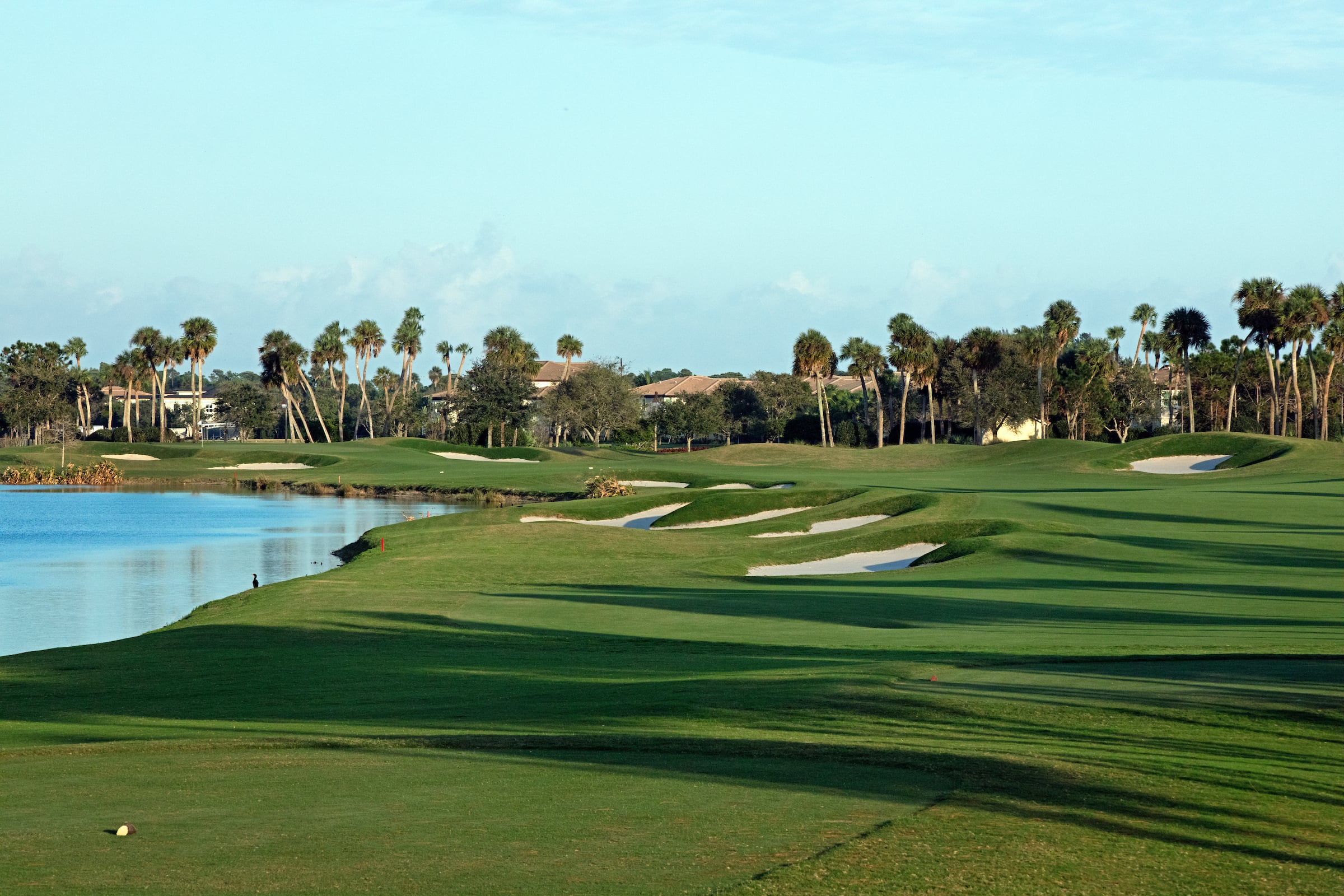 view of a golf course hole