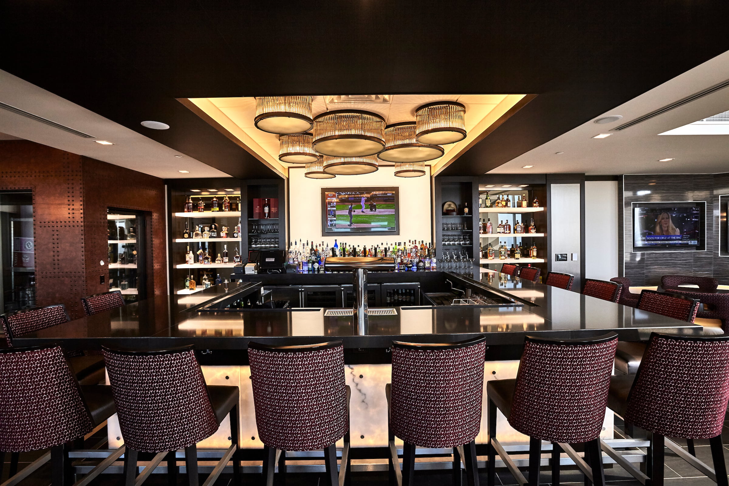 Pyramid Club Bar & Grill