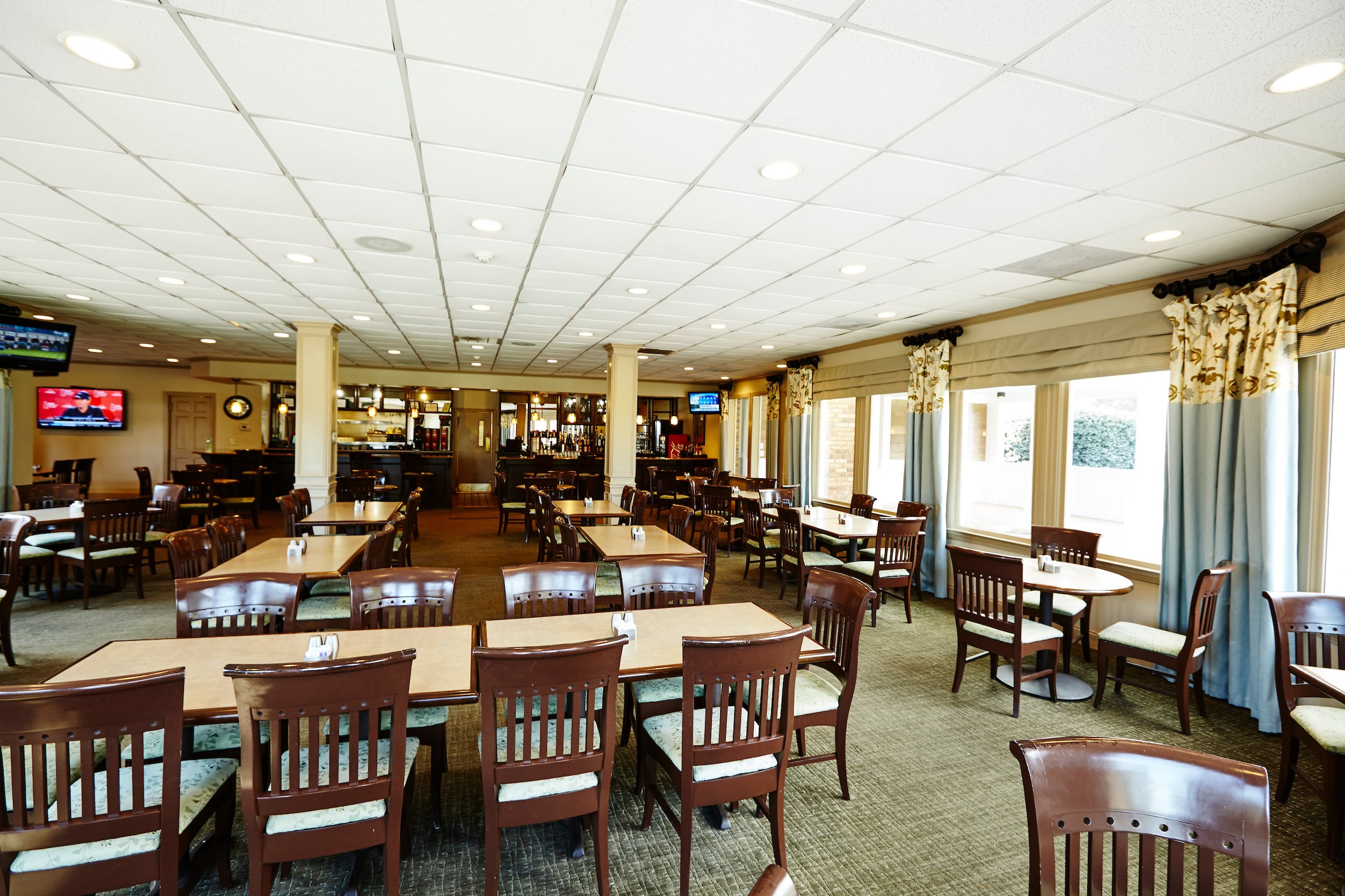 White Oak Dining