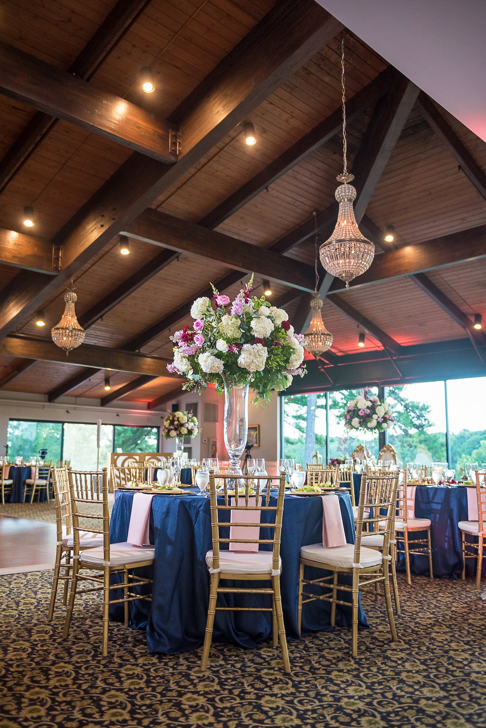 wedding table set up