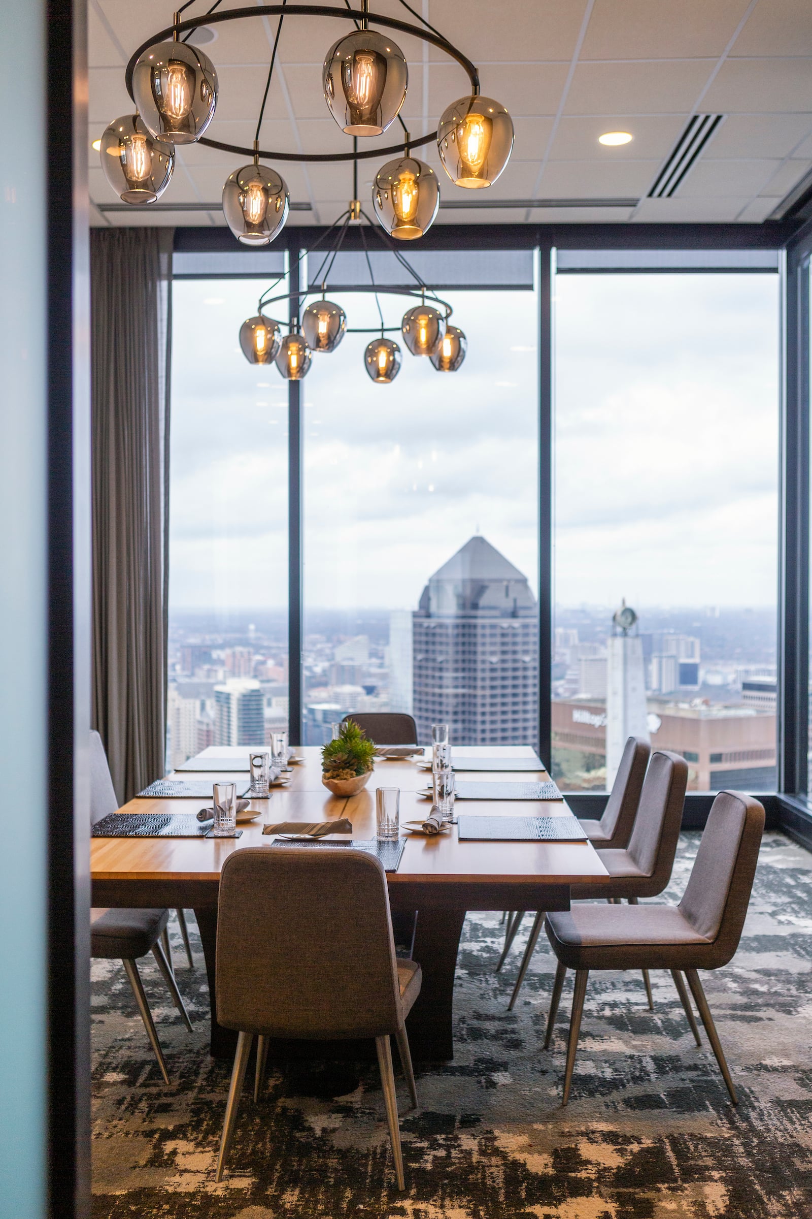 Tower Club Dallas Private Dining Room with window view