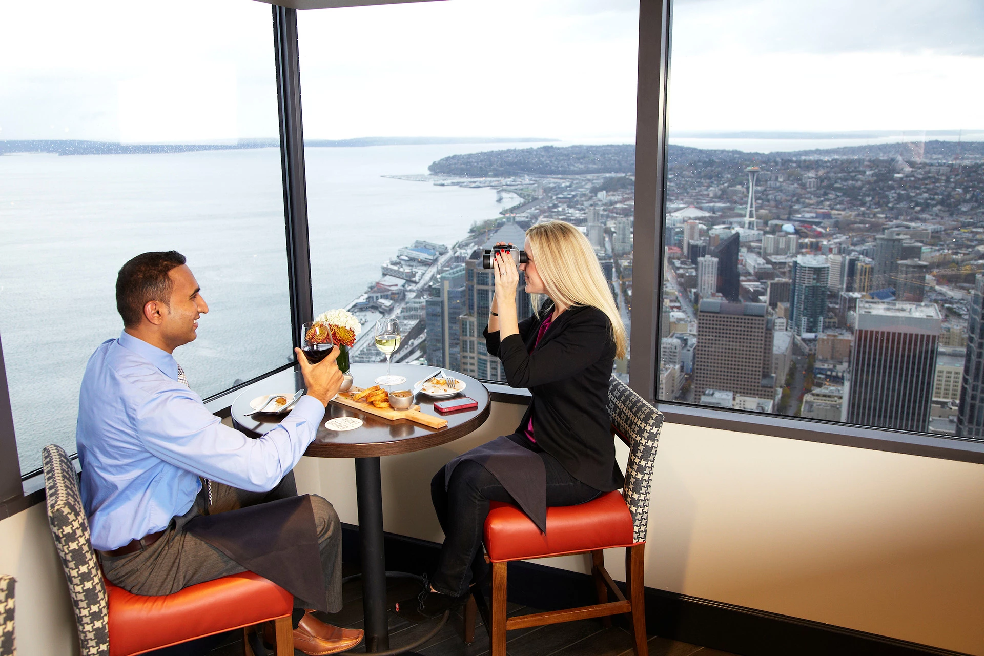 Columbia Tower Club - Members dining with a view