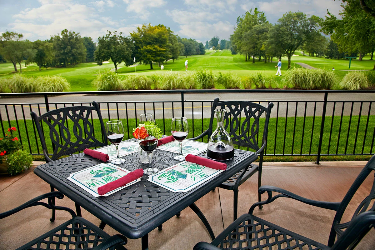 Firestone dining with golf course view