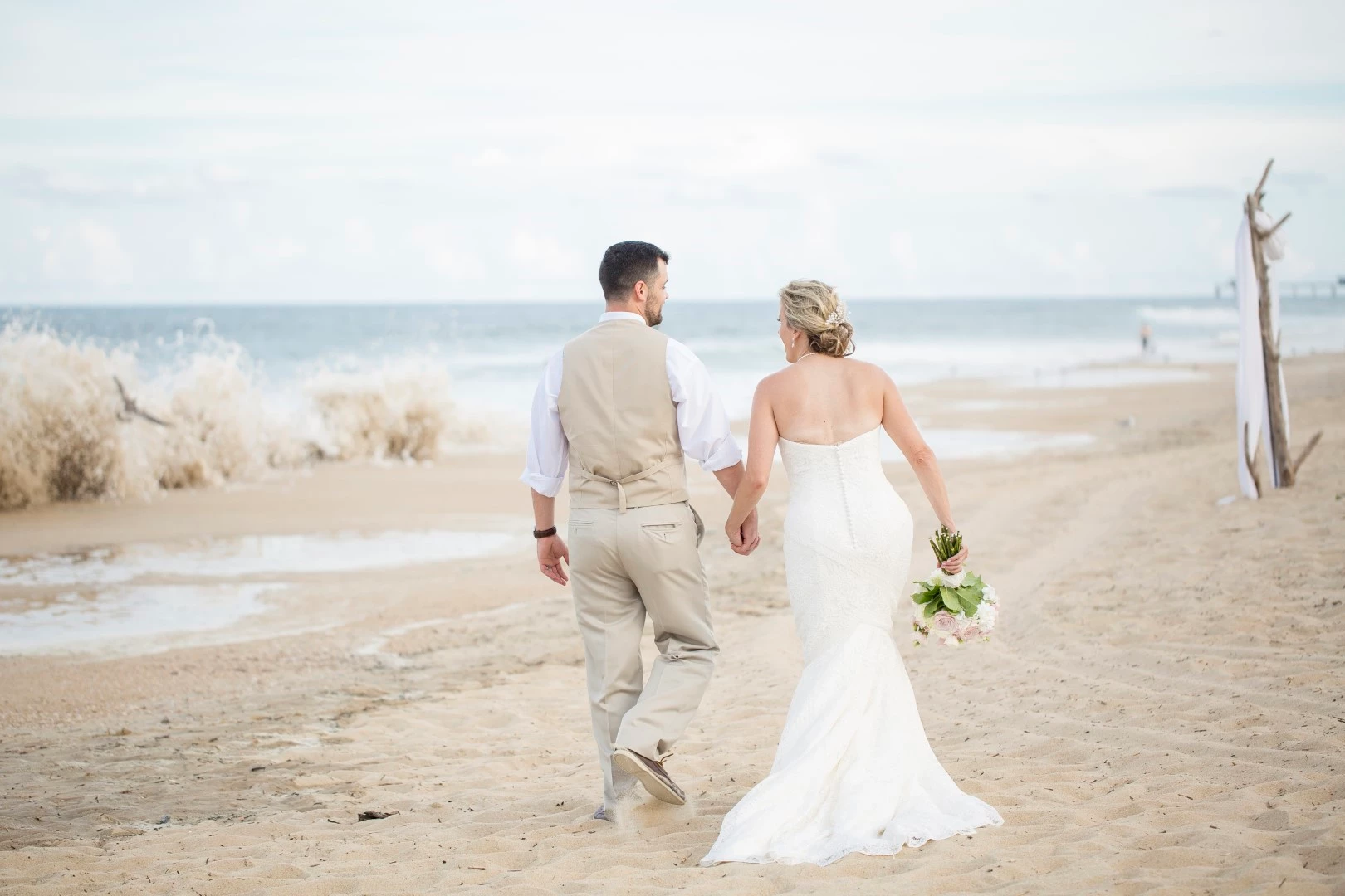 zNags Head Golf Links - Bride and Groom