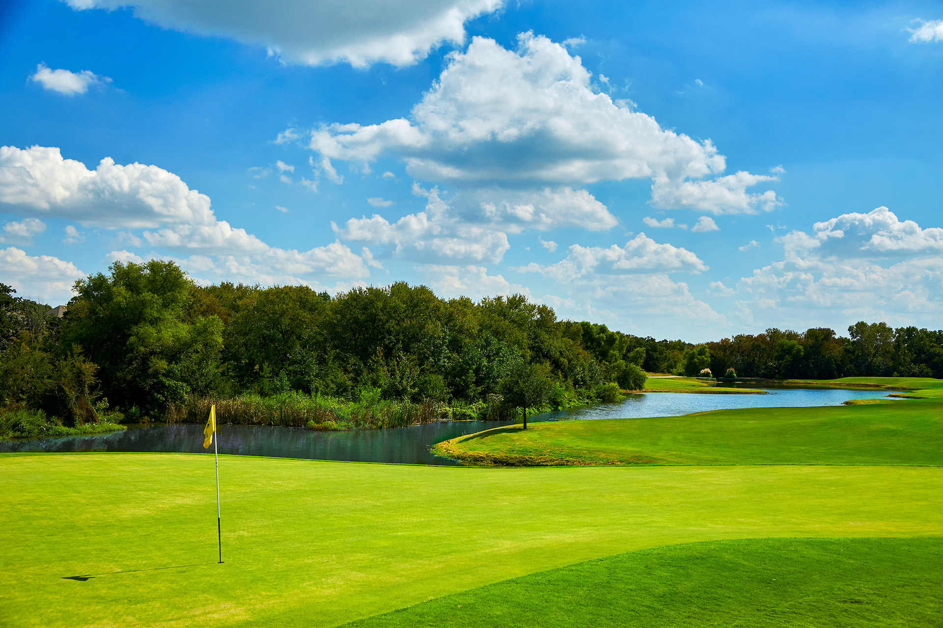 Oakmont Country Club - Golf Course Hole #14