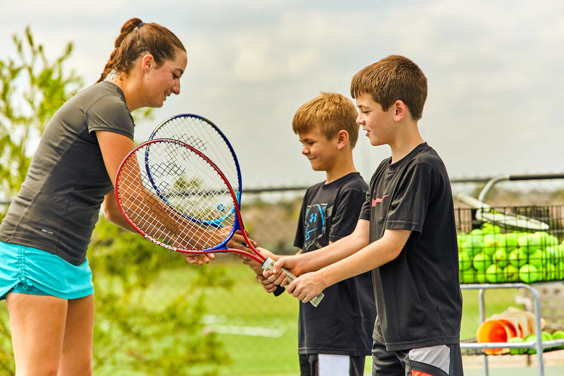 Oakmont Country Club - Kids Tennis Instructions