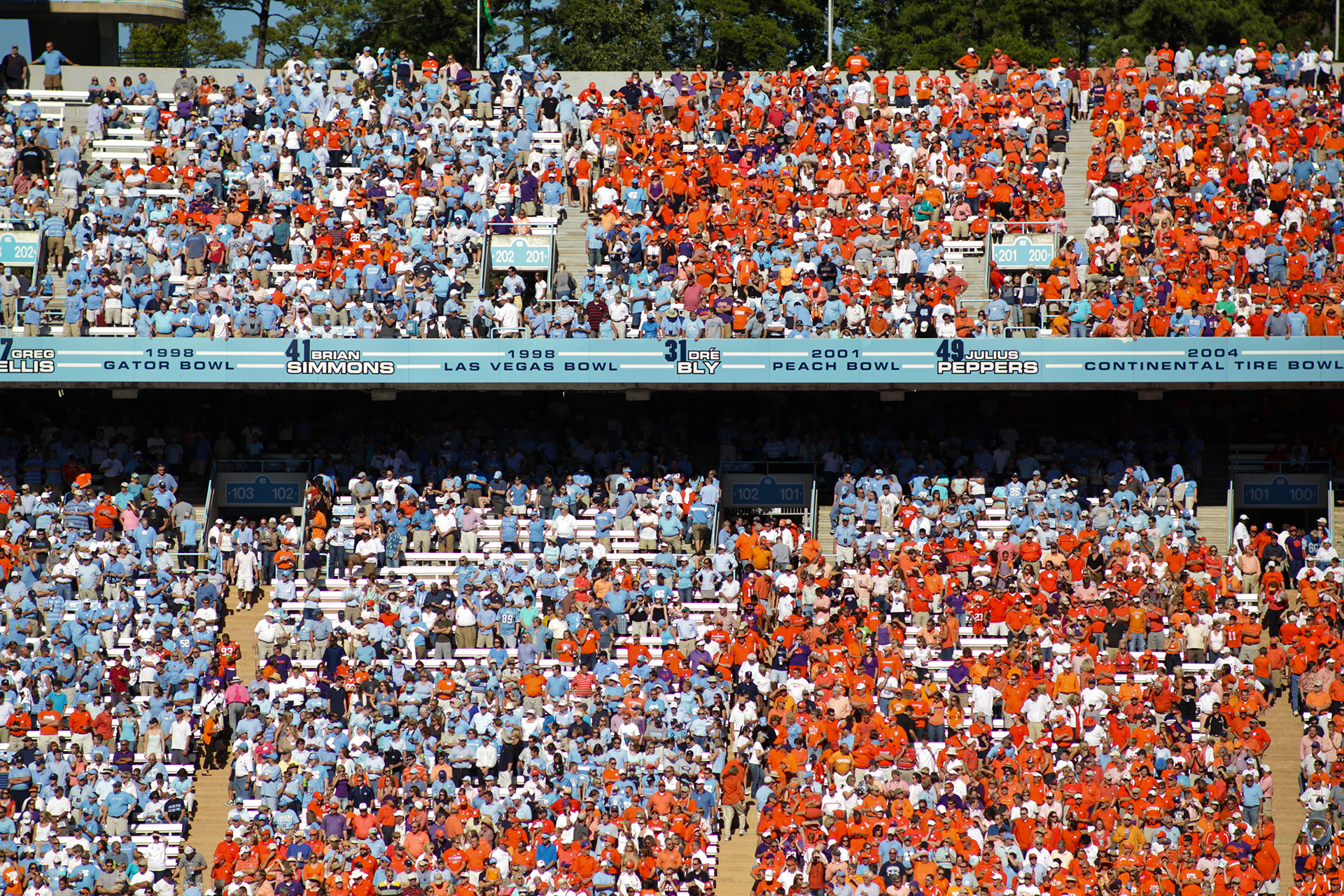 Carolina Club - Stadium Fans