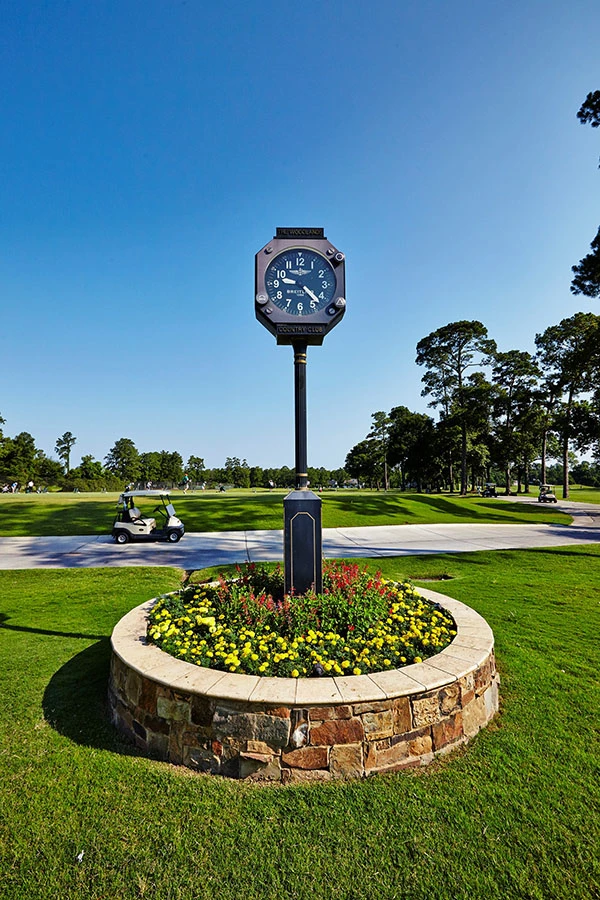 Clock at the Tournament Course